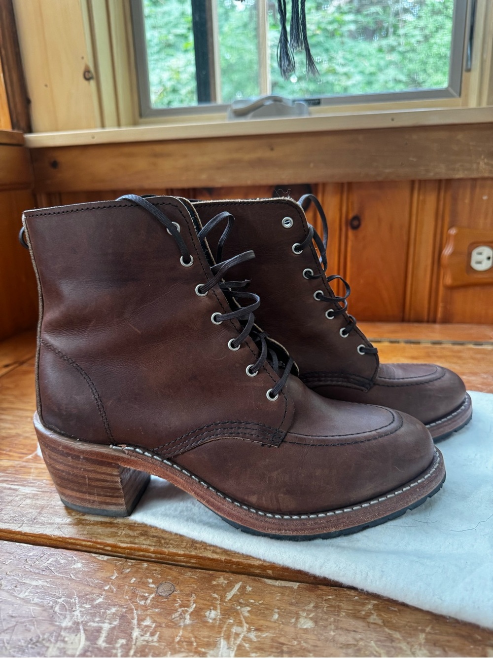 Red Wing Shoe Company 
Clara Boot